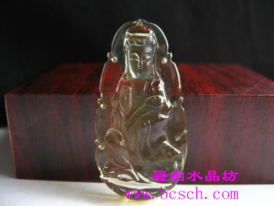 精雕磨砂黃水晶觀音