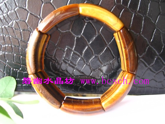 天然黃虎晶手排